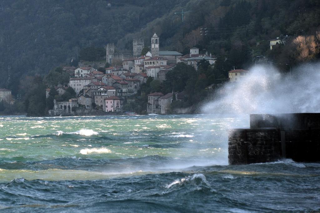 Bellavista Giulia On Lake Como 德尔维奥 外观 照片