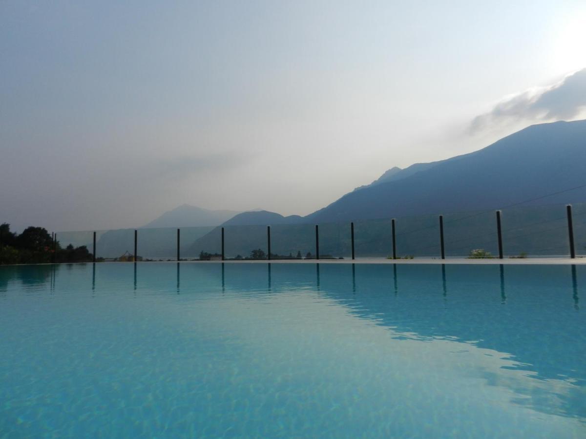 Bellavista Giulia On Lake Como 德尔维奥 外观 照片